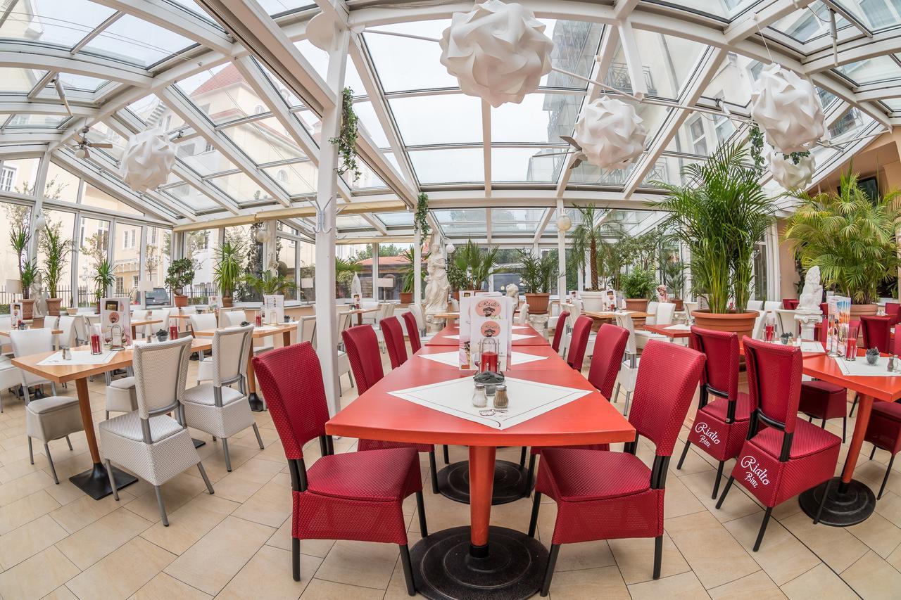 Rialto Hotel 3*